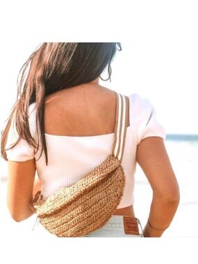 NEW LU & ELLE SLING BAG